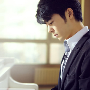 美女脱衣服涩涩性爰视频
